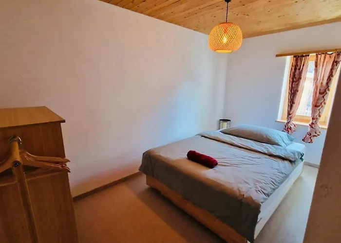 Tatta's Bijou Ground Floor Degen