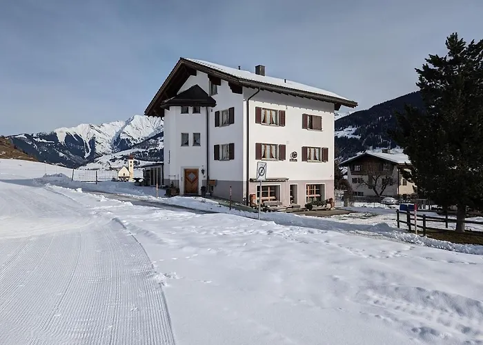 Tatta's Bijou Ground Floor Appartement Degen