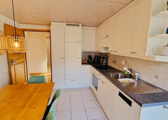 Tatta's Bijou Ground Floor Appartement