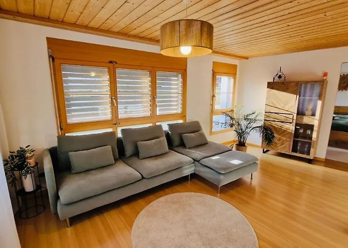 Tatta's Bijou Ground Floor Degen