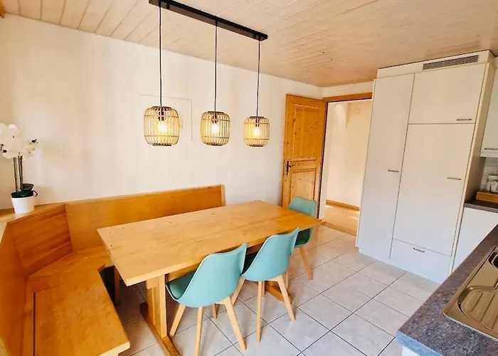 Tatta's Bijou Ground Floor * Degen