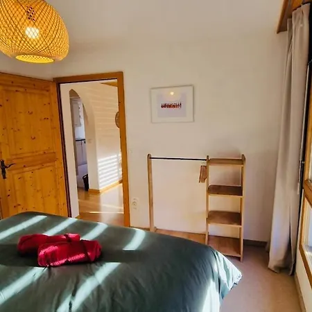 Tatta's Bijou Ground Floor * Degen