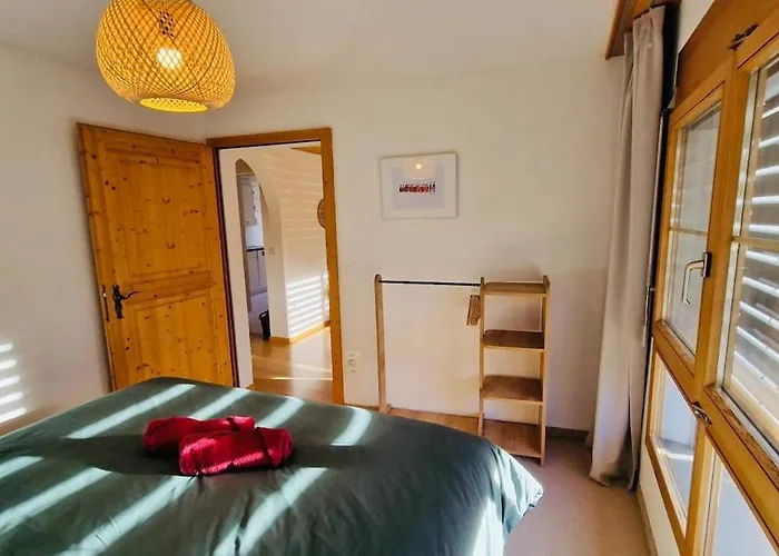 Tatta's Bijou Ground Floor * Degen